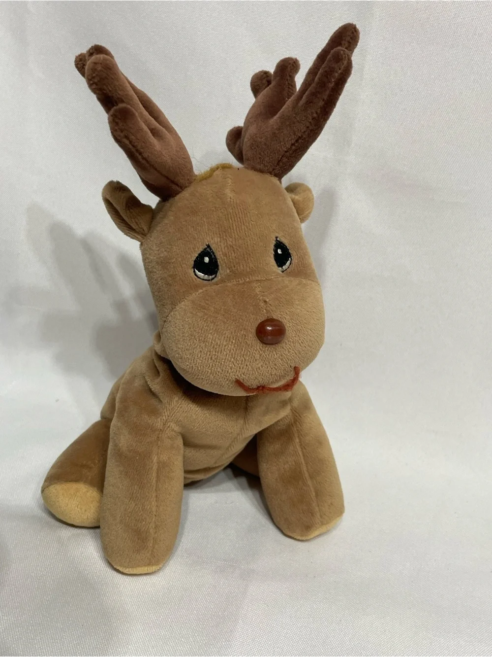 9” Precious Moments Tender Tails Reindeer Deer Great Condition loose mouth tread